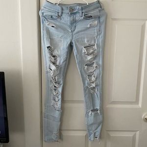 American Eagle Women’s Distressed Jean Jeggings